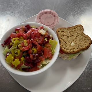 Baby Greek & Sandwich Salad
