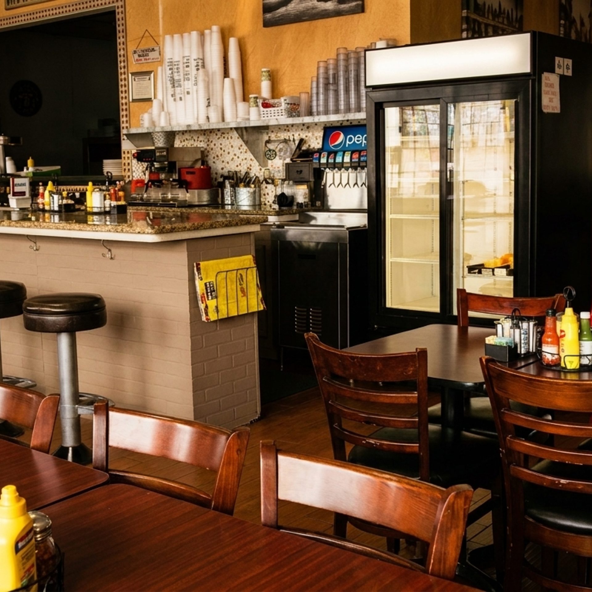 Wixom's neighborhood diner